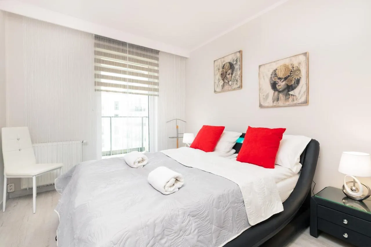 Apartamenty blisko Starego Miasta - Angielska Grobla by Renters Gdańsk